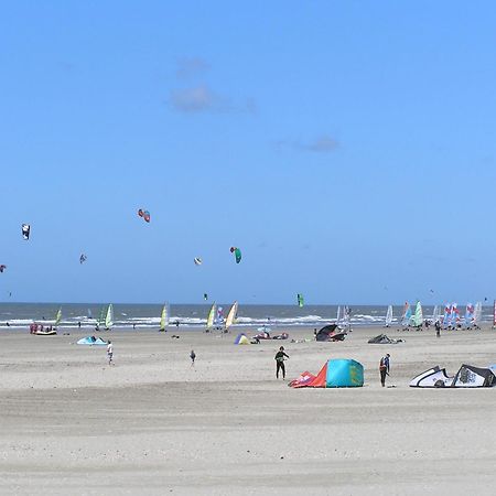 Chalet Playa Direct Aan Zee In Ijmuiden Exterior photo